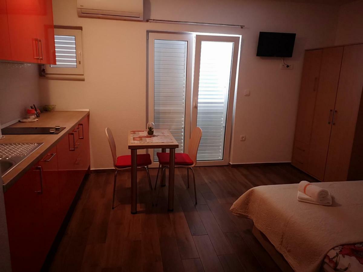 Apartmani Sea Baška Voda Exteriör bild